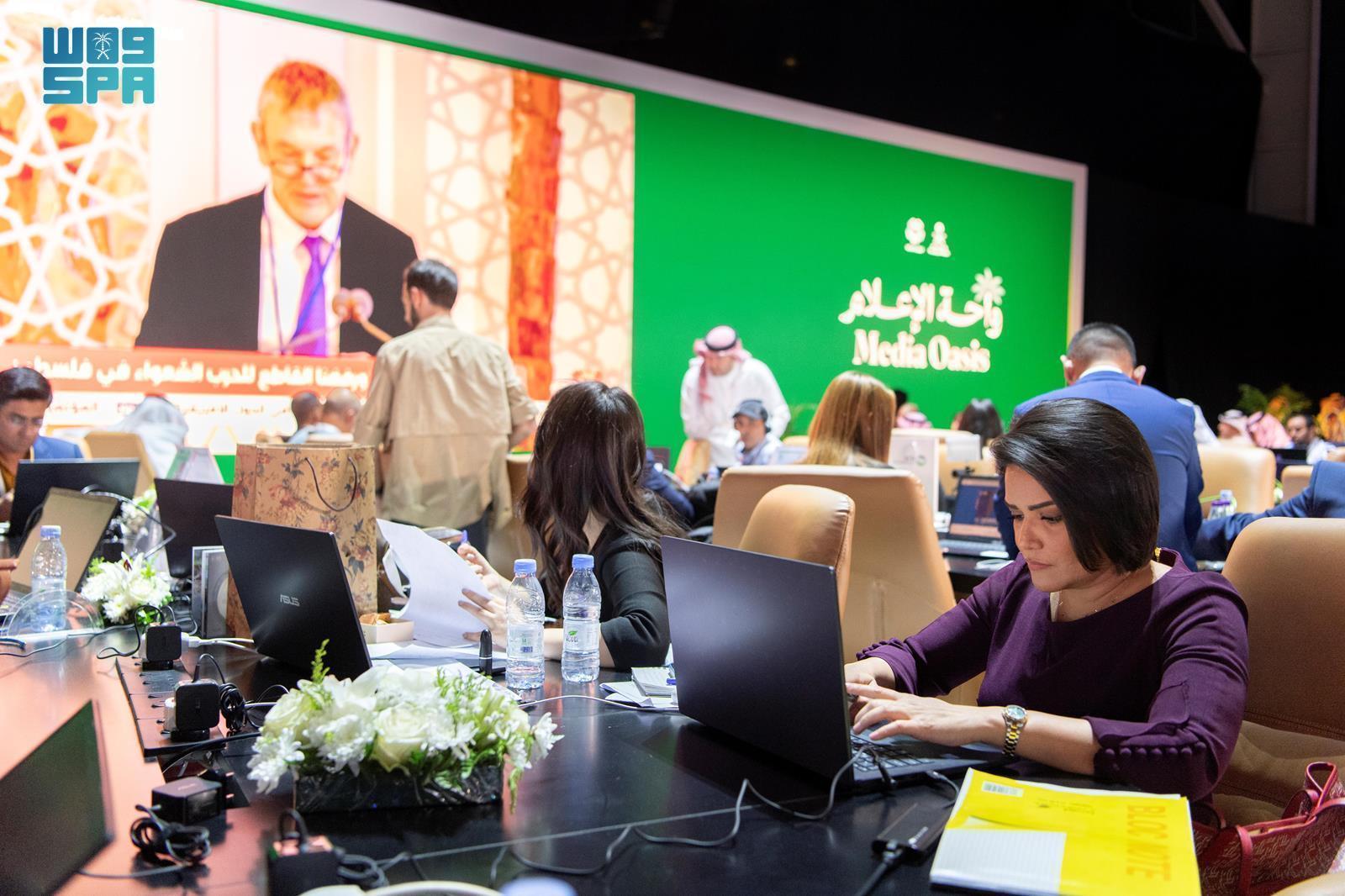 Media Ministry Organizes ‘Media Oasis’ Concurrently with Riyadh Hosting ...